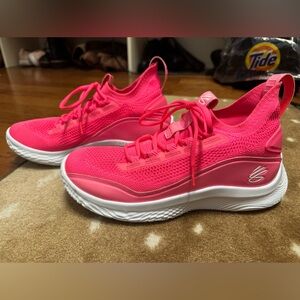 VGUC Bright Pink Curry Basketball sneaker by Under Armor W size 11, M size 9.5